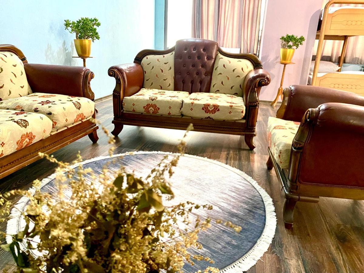 Kb Downtown Gjirokaster Apartment Ngoại thất bức ảnh